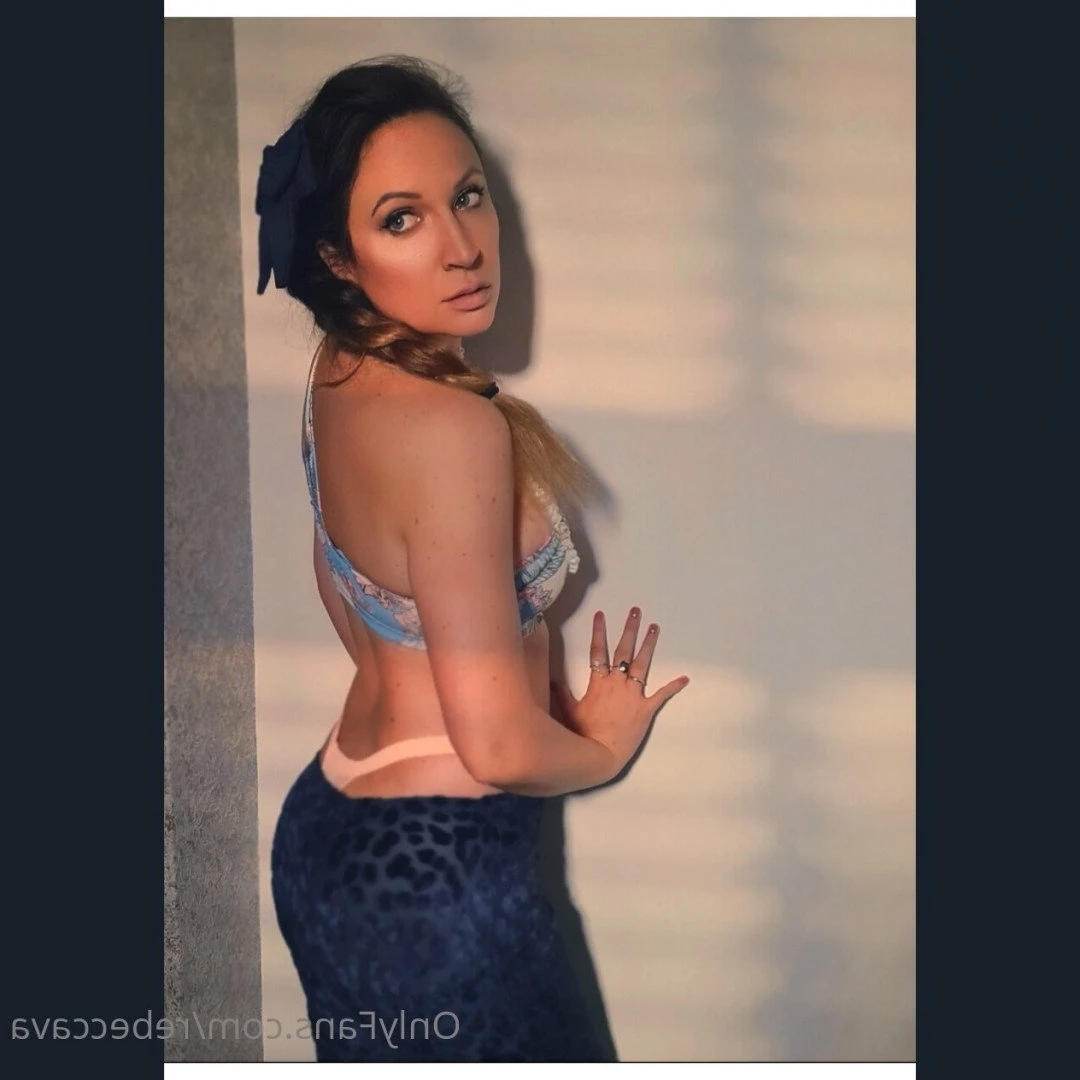 Rebecca Vocal Athlete [ rebeccava ] Onlyfans leaked photo 2771582 on Hotleaks.tv