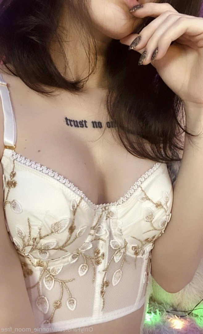 Deity_abyss🌙 [ ronnie_moon_free ] Onlyfans leaked photo 2759779 on Hotleaks.tv