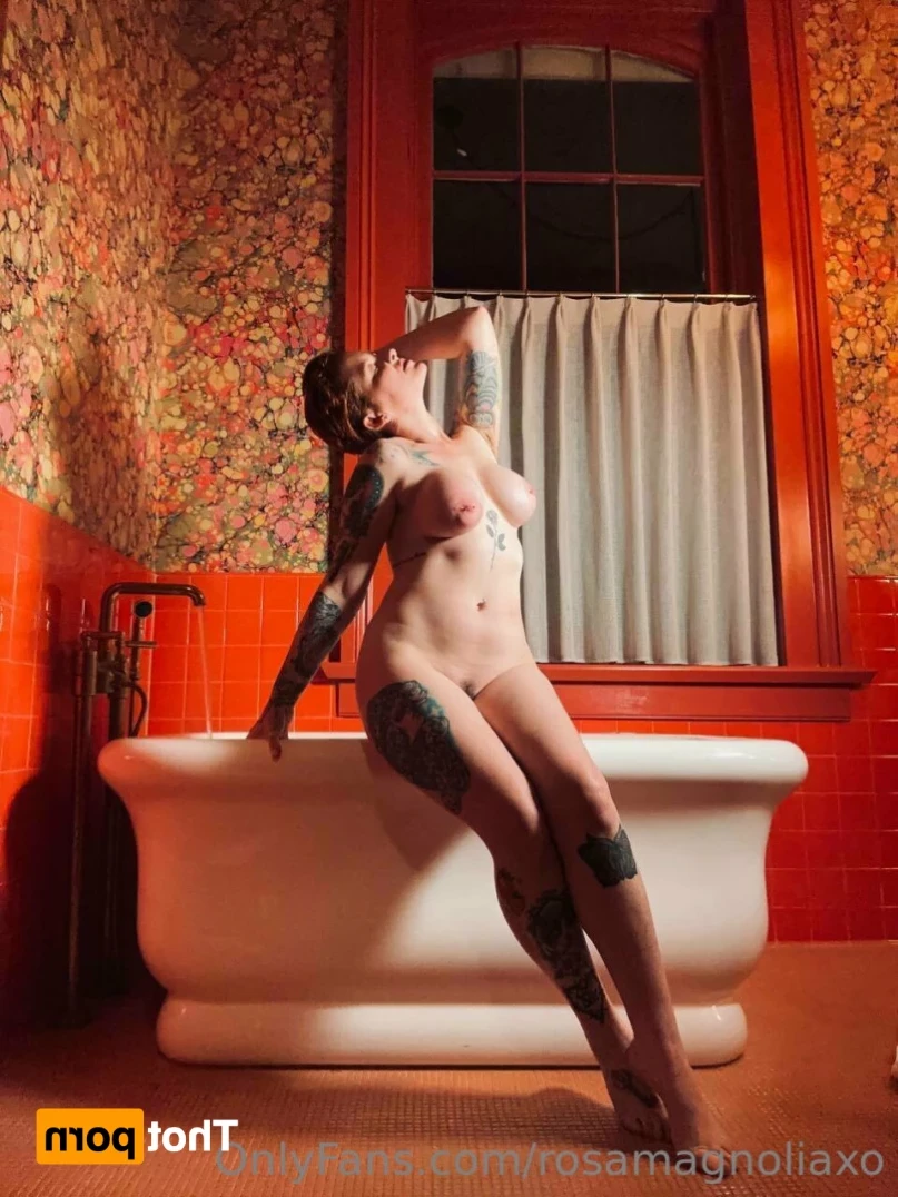 Rosa Magnolia 🌹 [ rosamagnoliaxo ] Onlyfans leaked photo 15308423 on Hotleaks.tv