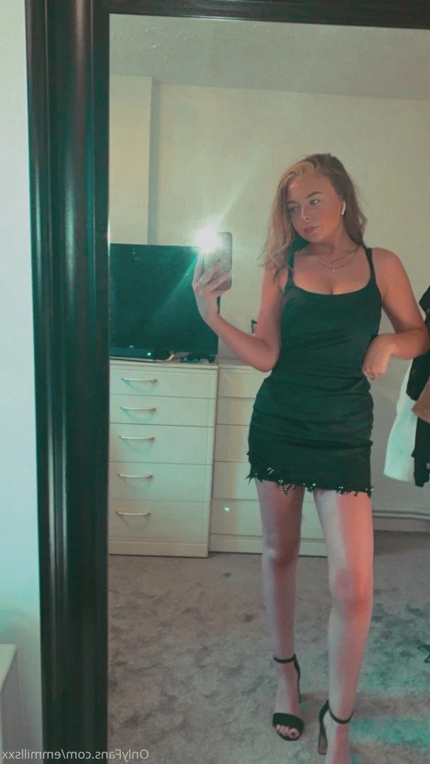 ITS MY BDAY MONTH😋💖 [ emlouiseexx ] Onlyfans leaked photo 361387 on Hotleaks.tv