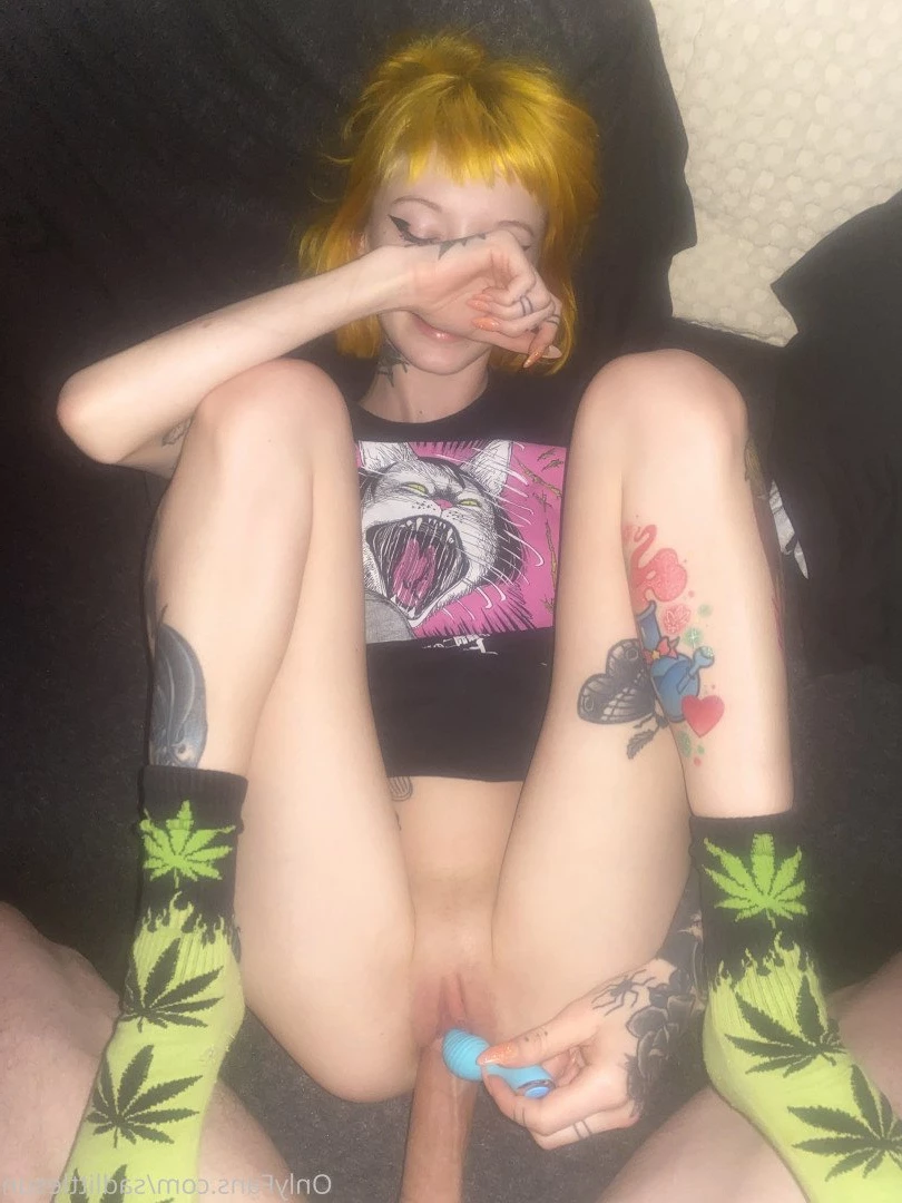 sunshine [ sadlittlesun ] Onlyfans leaked photo 2783799 on Hotleaks.tv