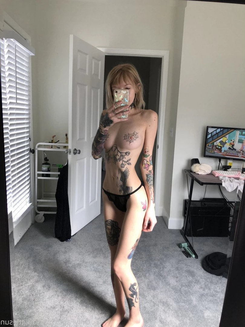 sunshine [ sadlittlesun ] Onlyfans leaked photo 2787956 on Hotleaks.tv