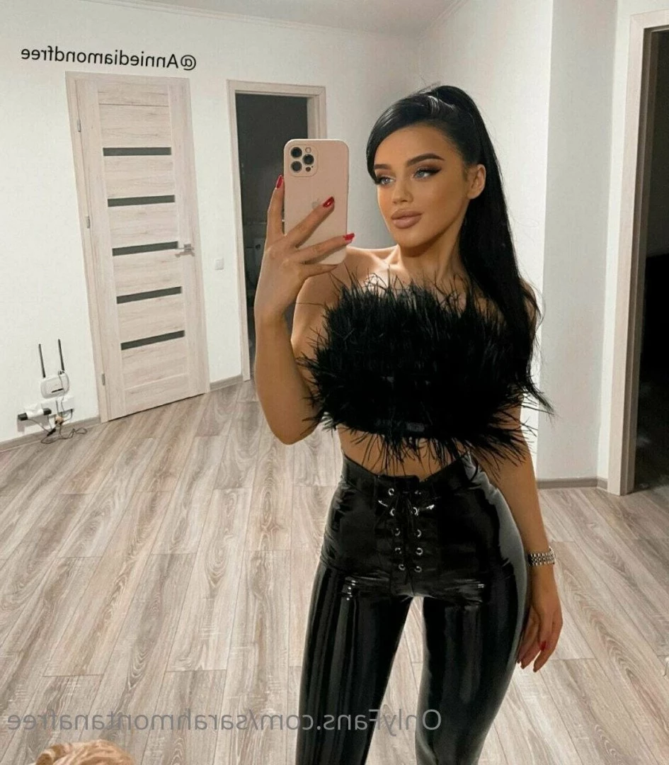 Soccer mom Sarah😘 [ sarahmontanafree ] Onlyfans leaked photo 2840505 on Hotleaks.tv