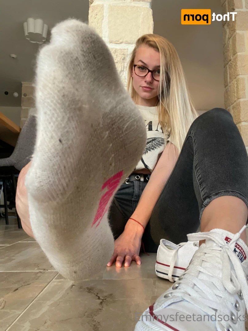 Emmysfeetandsocks [ emmyfeetandsocks ] Onlyfans leaked photo 11401322 on Hotleaks.tv
