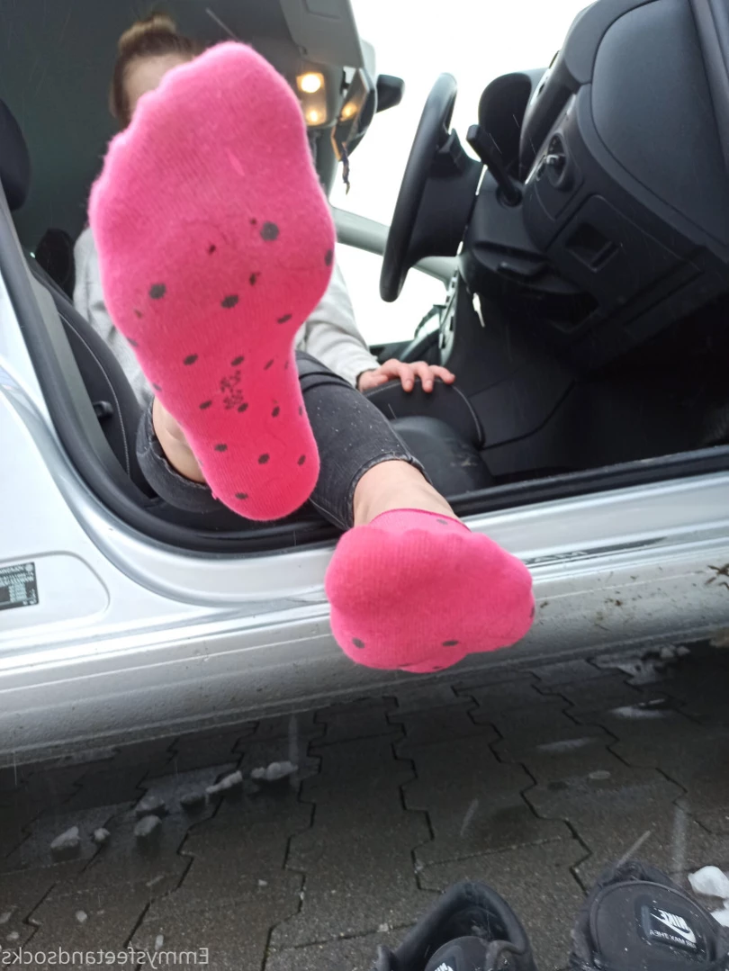 Emmysfeetandsocks [ emmyfeetandsocks ] Onlyfans leaked photo 12657663 on Hotleaks.tv