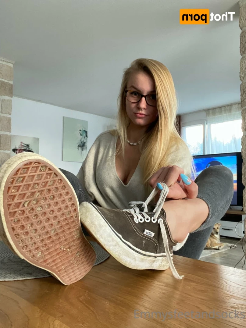 Emmysfeetandsocks [ emmyfeetandsocks ] Onlyfans leaked photo 13163053 on Hotleaks.tv