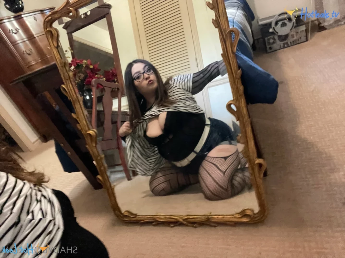 𝐋𝐚𝐭𝐢𝐧𝐚 𝐆𝐚𝐦𝐞𝐫 𝐧𝐞𝐞𝐝𝐬 𝐝*𝐜𝐤 🎮👸🏻💦 [ shadydoll ] Onlyfans leaked photo 13241806 on Hotleaks.tv