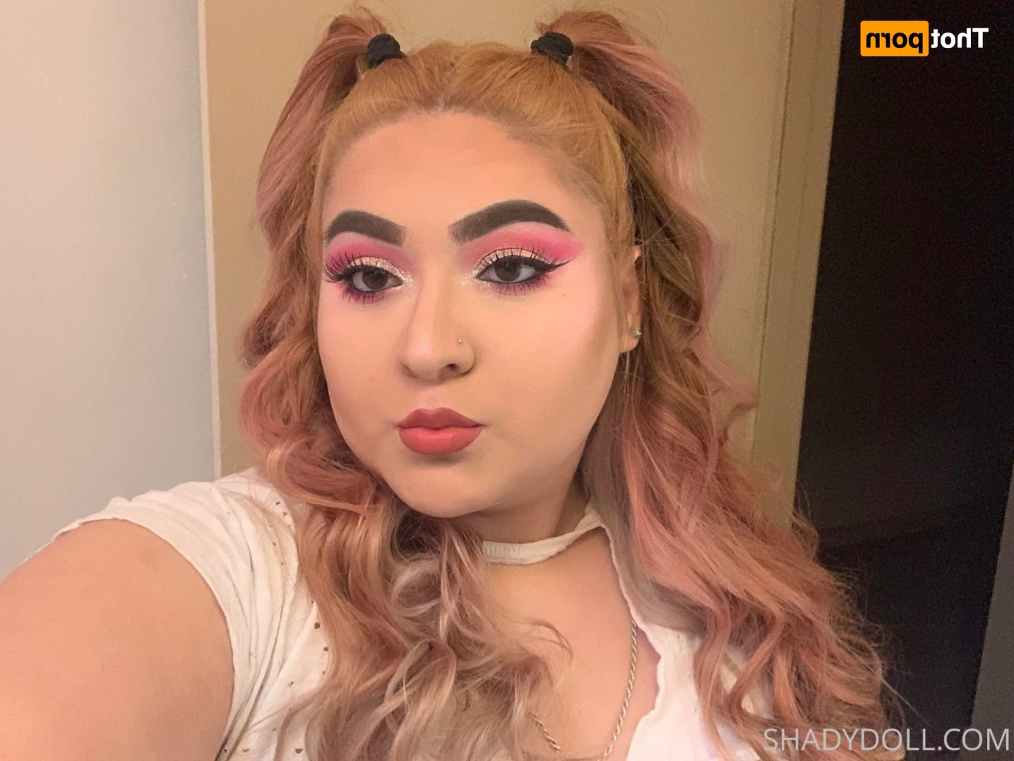 𝐋𝐚𝐭𝐢𝐧𝐚 𝐆𝐚𝐦𝐞𝐫 𝐧𝐞𝐞𝐝𝐬 𝐝*𝐜𝐤 🎮👸🏻💦 [ shadydoll ] Onlyfans leaked photo 13243217 on Hotleaks.tv