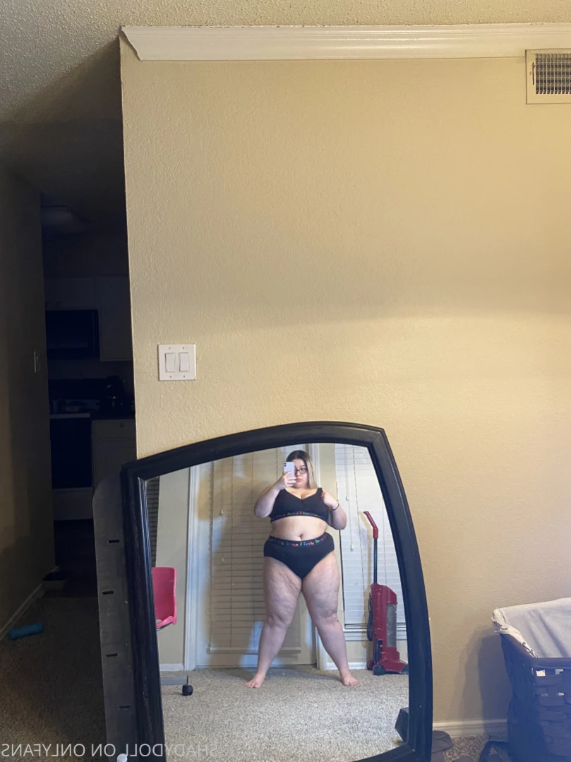 𝐋𝐚𝐭𝐢𝐧𝐚 𝐆𝐚𝐦𝐞𝐫 𝐧𝐞𝐞𝐝𝐬 𝐝*𝐜𝐤 🎮👸🏻💦 [ shadydoll ] Onlyfans leaked photo 13243636 on Hotleaks.tv
