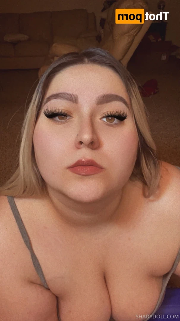 𝐋𝐚𝐭𝐢𝐧𝐚 𝐆𝐚𝐦𝐞𝐫 𝐧𝐞𝐞𝐝𝐬 𝐝*𝐜𝐤 🎮👸🏻💦 [ shadydoll ] Onlyfans leaked photo 14167361 on Hotleaks.tv