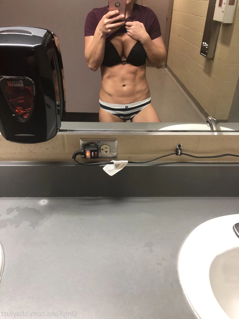 𝙎𝙝𝙖𝙮𝙇𝙪𝙨𝙩 😘 [ shaylust ] Onlyfans leaked photo 2706907 on Hotleaks.tv