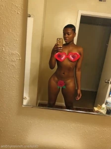 366942