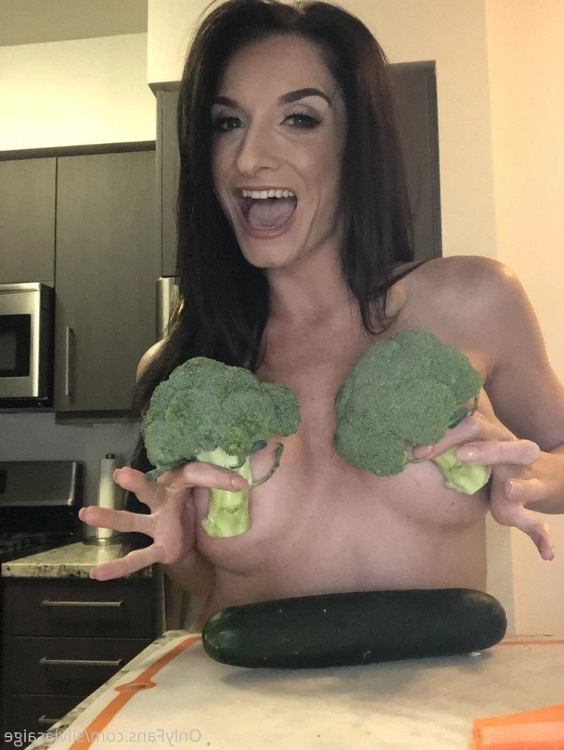 Silvia Saige [ silviasaige ] Onlyfans leaked photo 2718658 on Hotleaks.tv