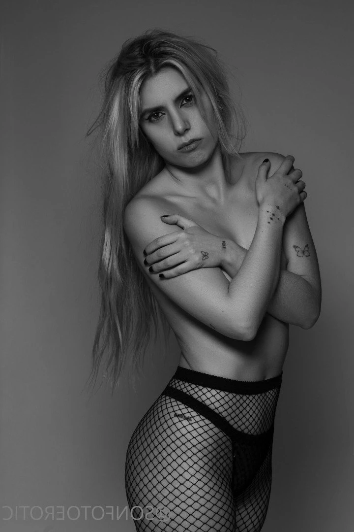 sonfotoerotic Onlyfans leaked photo 2768287 on Hotleaks.tv