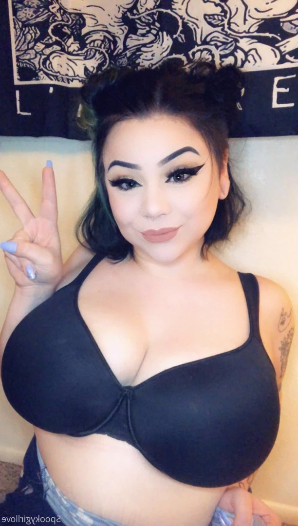 Spooky Carli [ spookygirllove ] Onlyfans leaked photo 7668804 on Hotleaks.tv