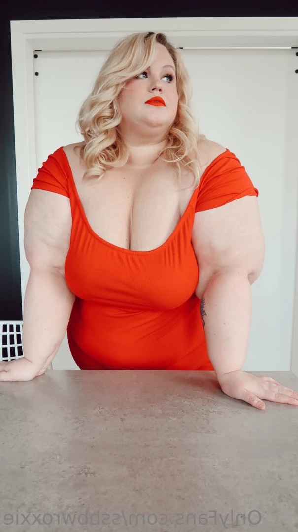 Supersized Roxxie [ ssbbwroxxie ] Onlyfans leaked photo 5729333 on Hotleaks.tv