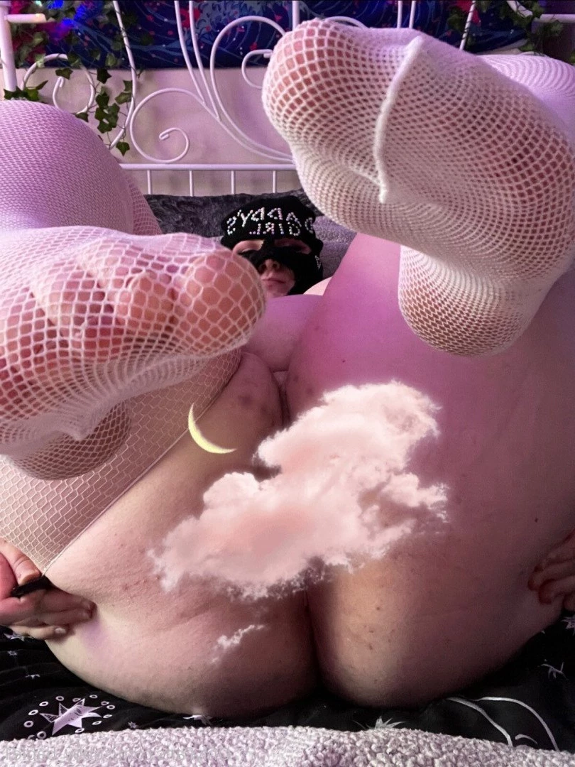 Daddy's British BBW Student [ subby_babie1 ] Onlyfans leaked photo 2677765 on Hotleaks.tv