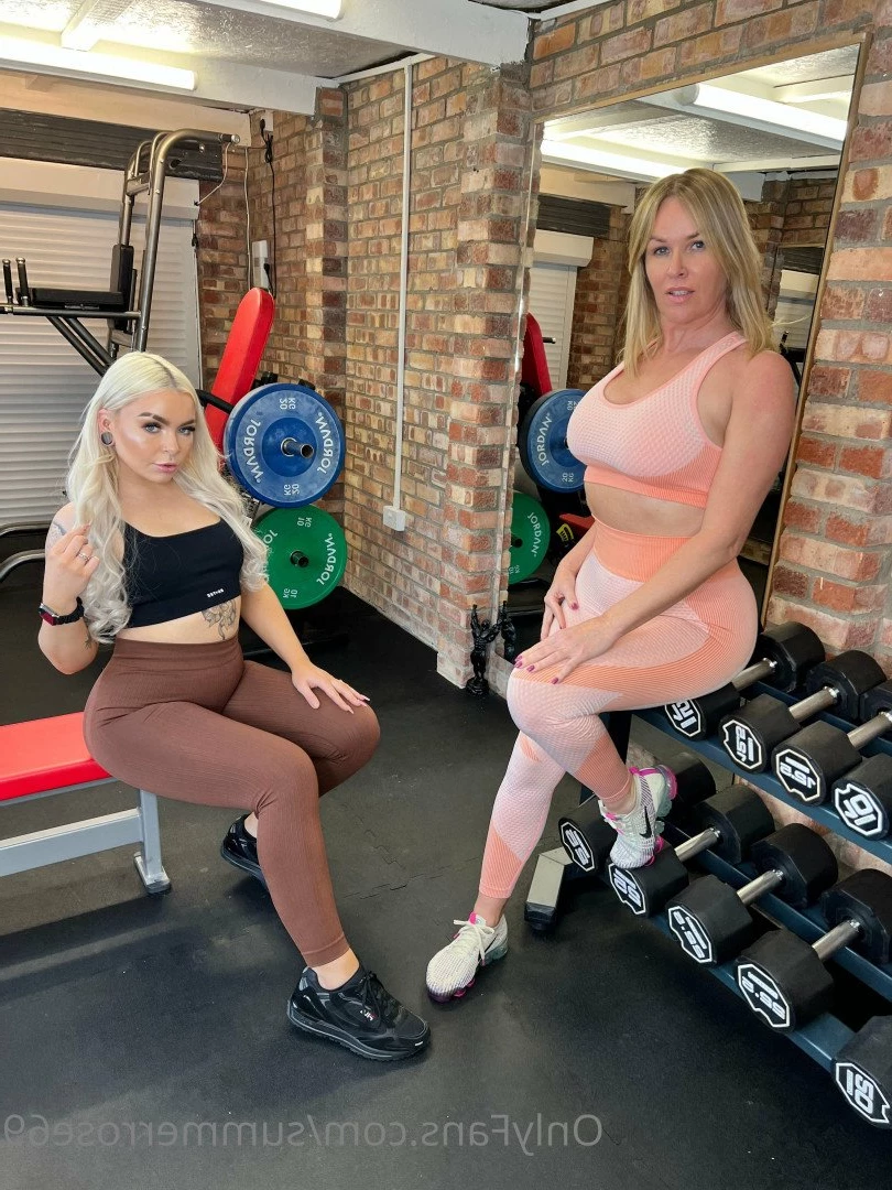 𝗦𝗨𝗠𝗠𝗘𝗥 𝗥𝗢𝗦𝗘 𝗦𝗪𝗜𝗡𝗚𝗘𝗥 𝗪𝗜𝗙𝗘 [ summerrose69 ] Onlyfans leaked photo 2779403 on Hotleaks.tv