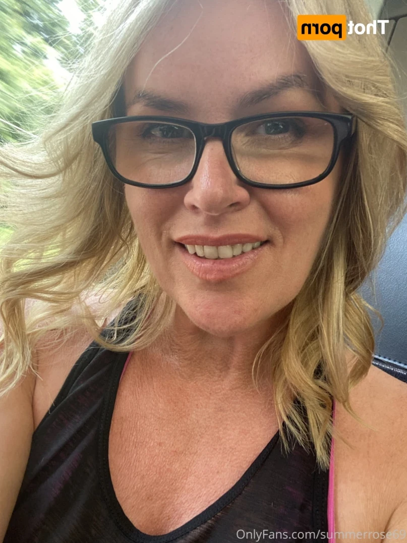 𝗦𝗨𝗠𝗠𝗘𝗥 𝗥𝗢𝗦𝗘 𝗦𝗪𝗜𝗡𝗚𝗘𝗥 𝗪𝗜𝗙𝗘 [ summerrose69 ] Onlyfans leaked photo 14227516 on Hotleaks.tv
