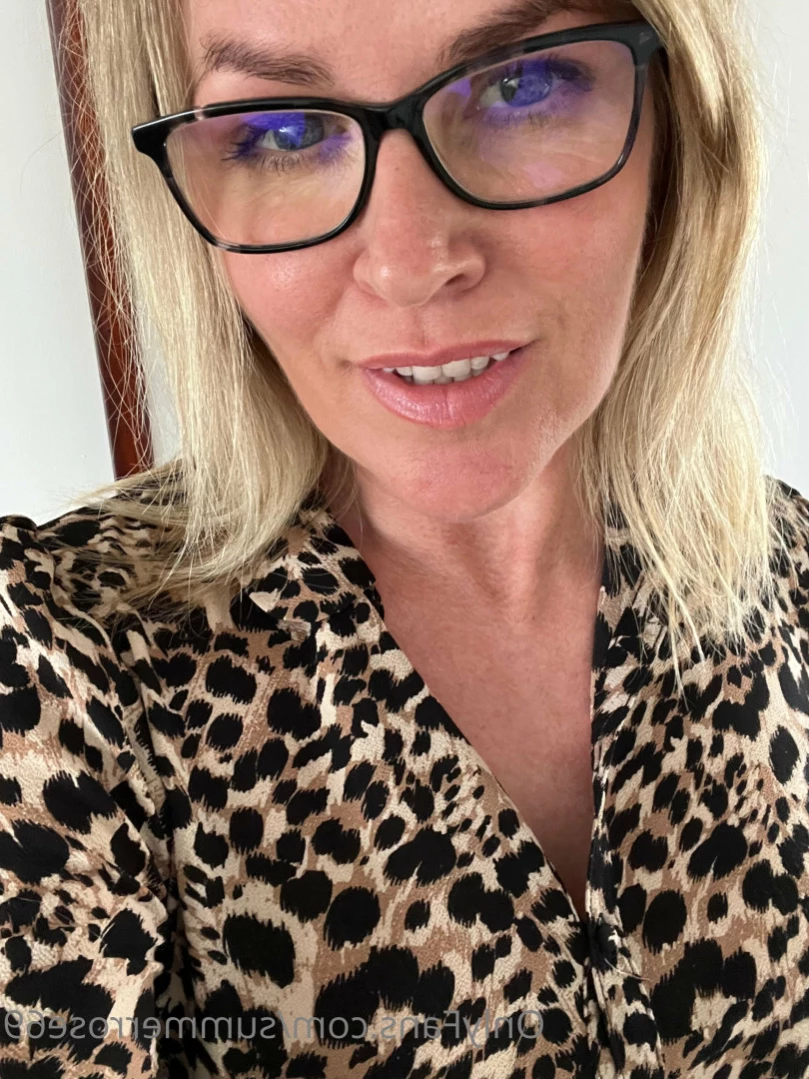𝗦𝗨𝗠𝗠𝗘𝗥 𝗥𝗢𝗦𝗘 𝗦𝗪𝗜𝗡𝗚𝗘𝗥 𝗪𝗜𝗙𝗘 [ summerrose69 ] Onlyfans leaked photo 15656896 on Hotleaks.tv
