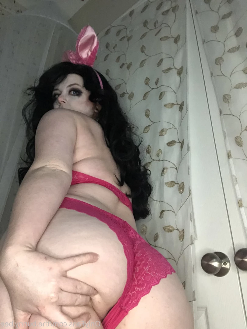 Ahri [ the.bunny.bee ] Onlyfans leaked photo 5723930 on Hotleaks.tv