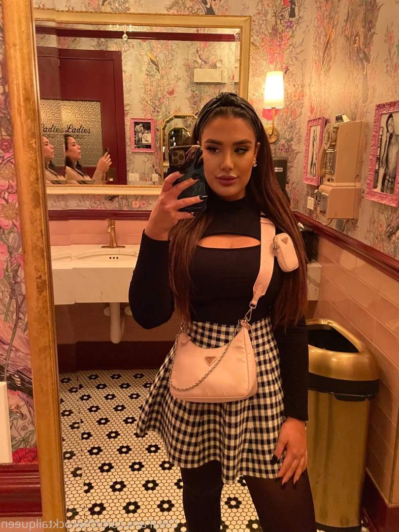 Alyssa [ thecocktailqueen ] Onlyfans leaked photo 10036129 on Hotleaks.tv