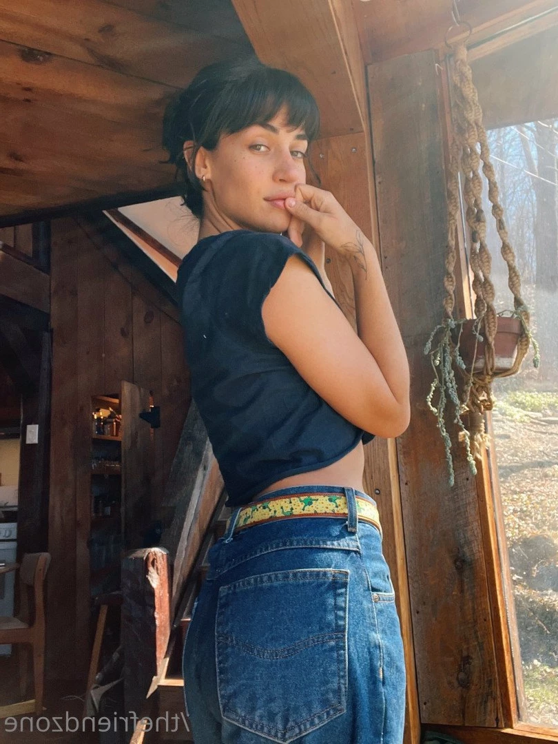 Cyn [ thefriendzone ] Onlyfans leaked photo 2669932 on Hotleaks.tv