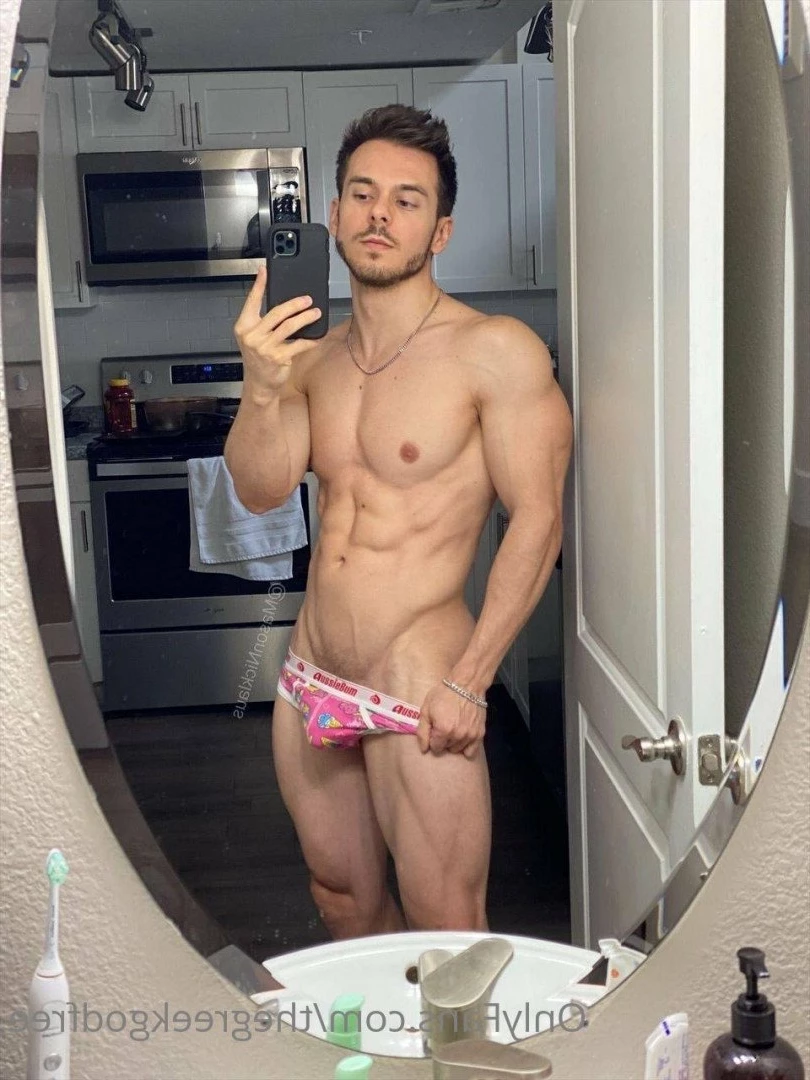 TheGreekGod FREE PAGE TOP 0% CREATOR [ thegreekgodfree ] Onlyfans leaked photo 2903525 on Hotleaks.tv