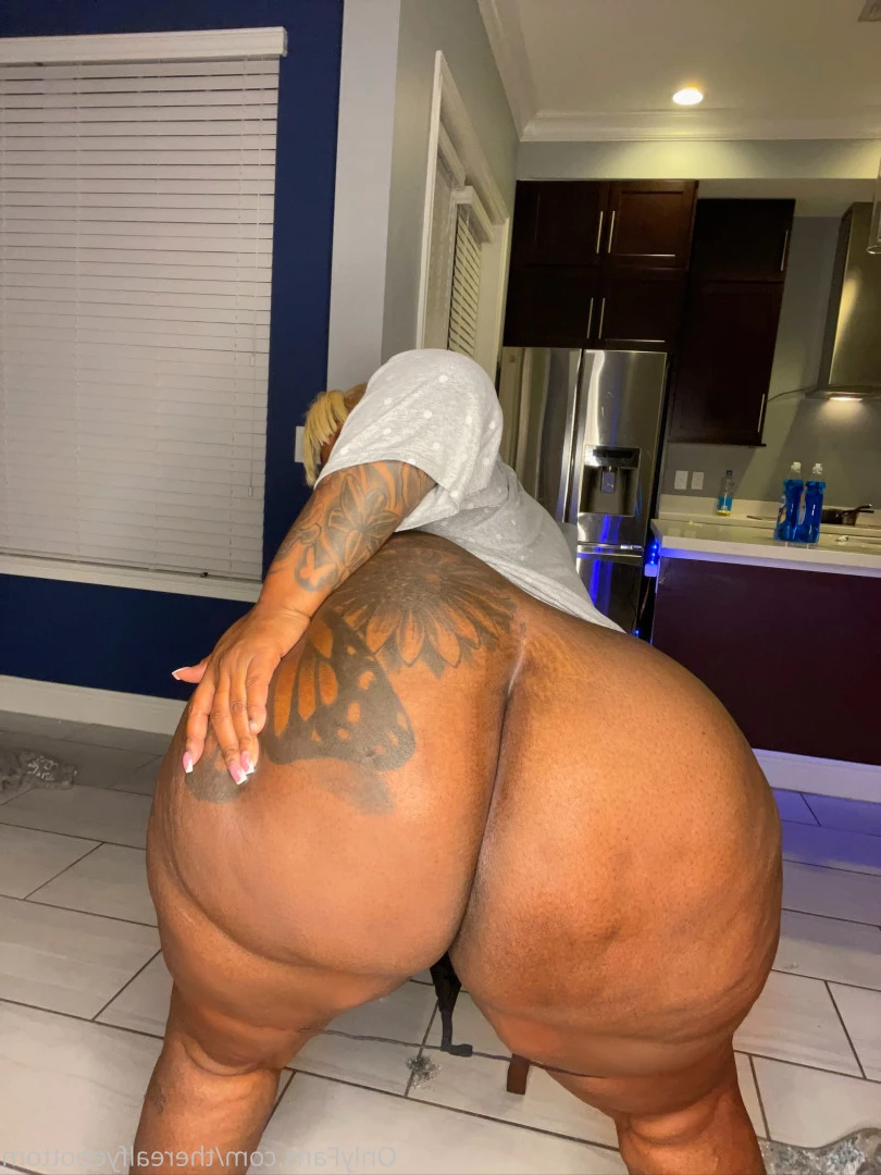 The real fyebottom [ therealfyebottom ] Onlyfans leaked photo 9132389 on Hotleaks.tv