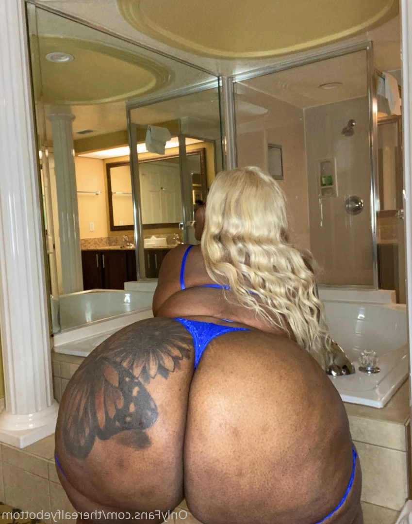 The real fyebottom [ therealfyebottom ] Onlyfans leaked photo 9132398 on Hotleaks.tv