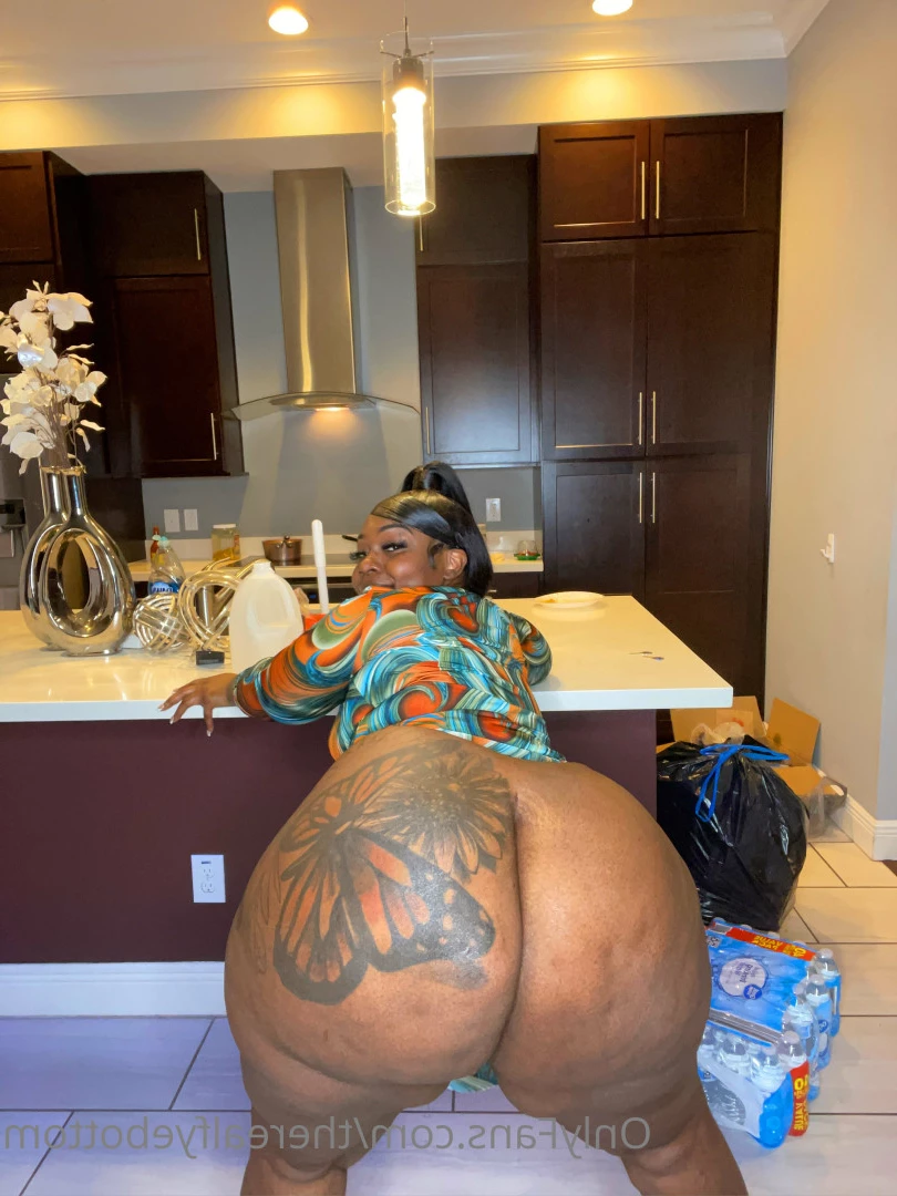 The real fyebottom [ therealfyebottom ] Onlyfans leaked photo 9134165 on Hotleaks.tv