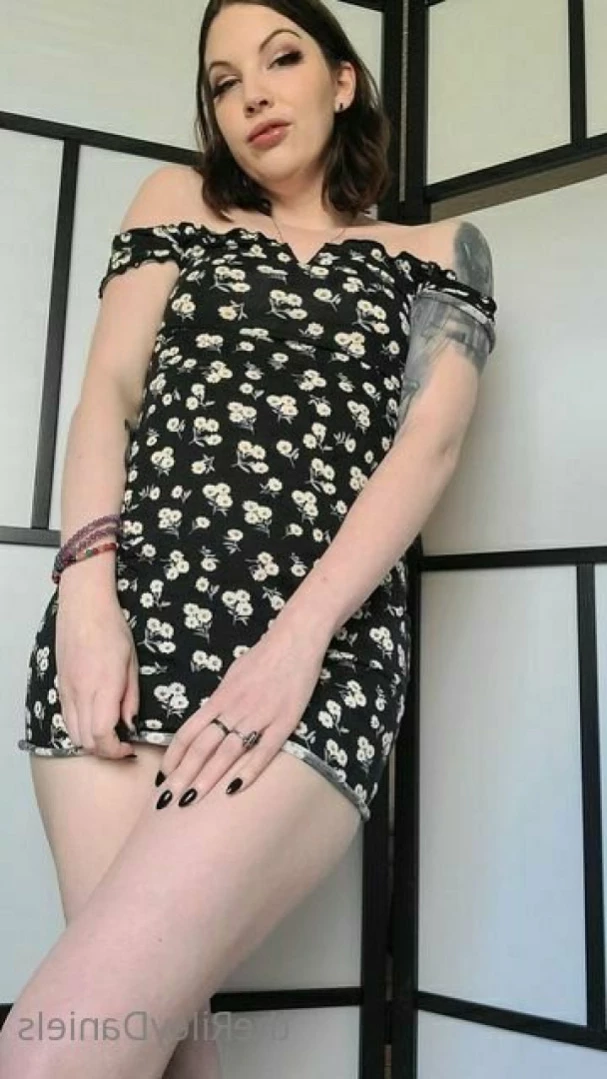 Riley💕Full Vids On Wall [ therileydaniels ] Onlyfans leaked photo 15672806 on Hotleaks.tv