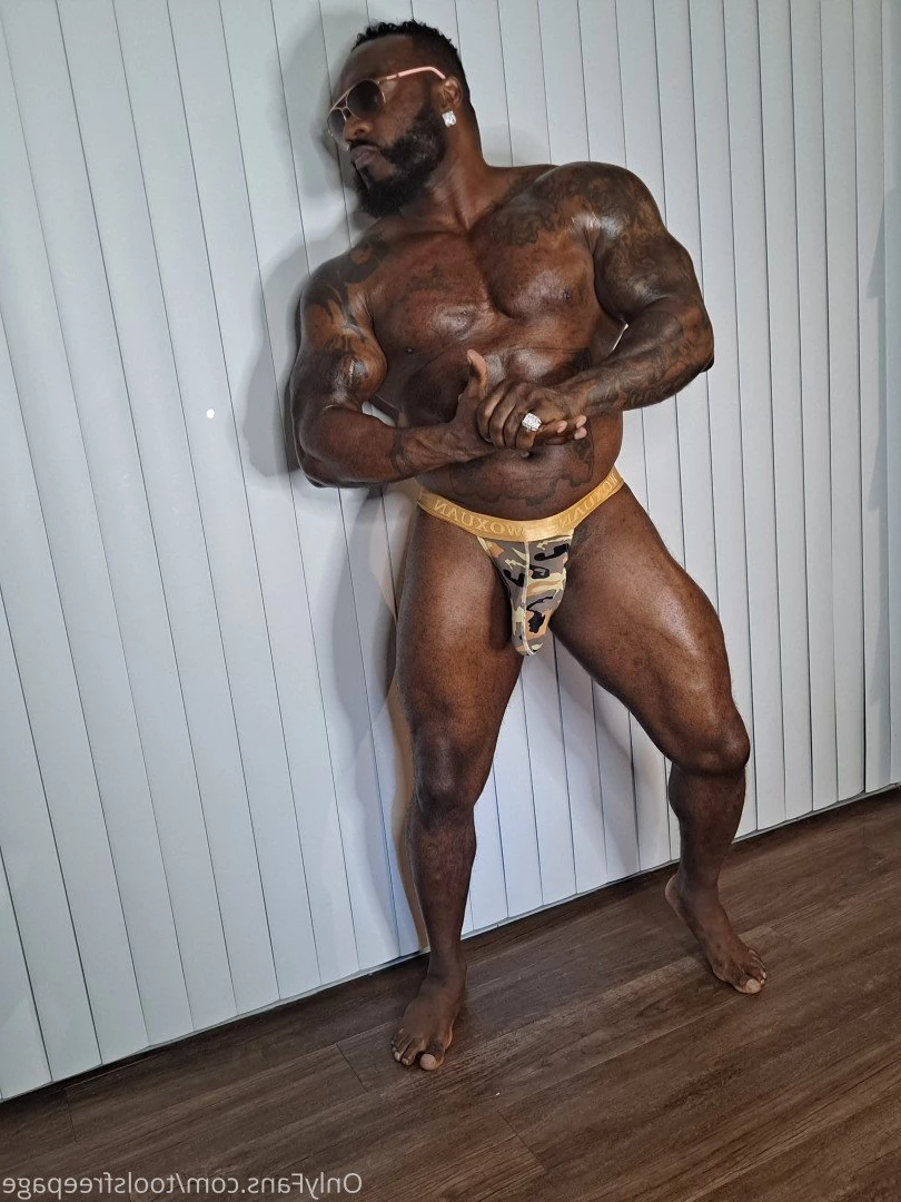 Tool [ toolsfreepage ] Onlyfans leaked photo 2611574 on Hotleaks.tv