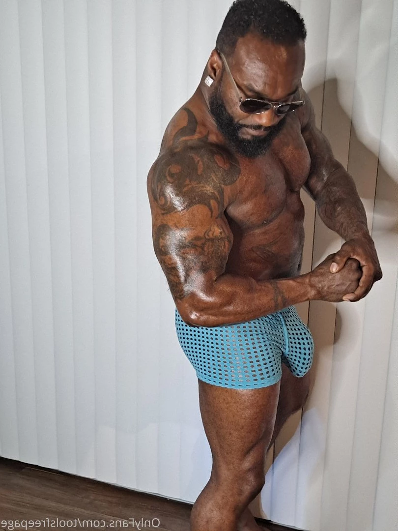 Tool [ toolsfreepage ] Onlyfans leaked photo 2611927 on Hotleaks.tv