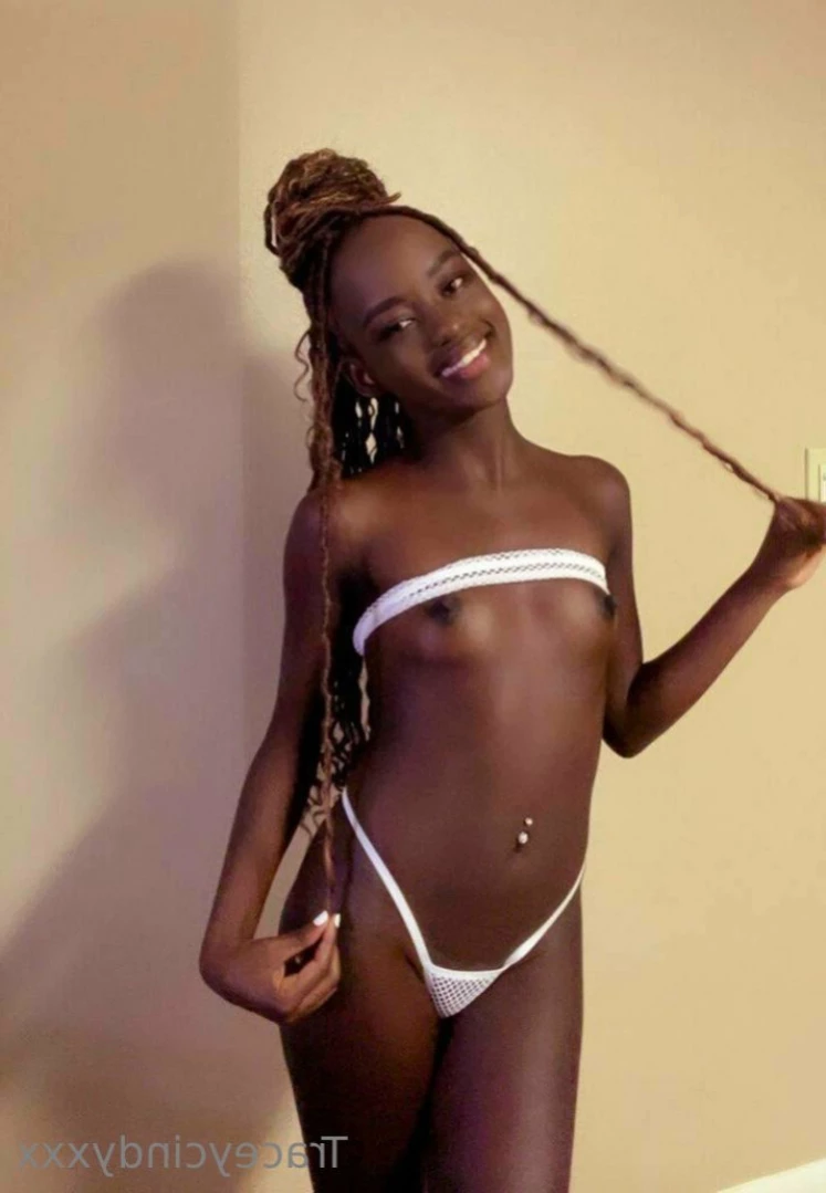 𝐘𝐎𝐔𝐑 𝐏𝐄𝐓𝐈𝐓𝐄 𝐆𝐅💝 [ traceycindyxxx ] Onlyfans leaked photo 15111970 on Hotleaks.tv