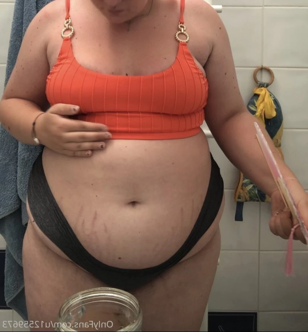 HungryLili [ u12559673 ] Onlyfans leaked photo 6017849 on Hotleaks.tv