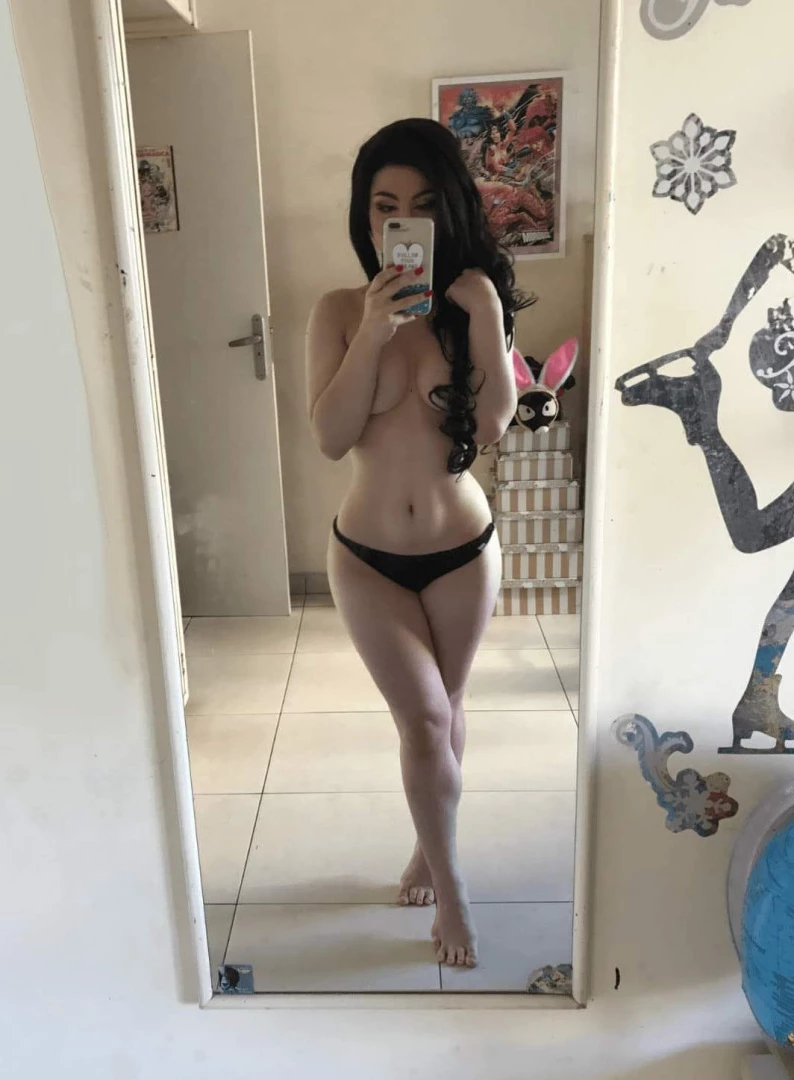 Fe Galvão [ fehgalvao ] Onlyfans leaked photo 9952344 on Hotleaks.tv