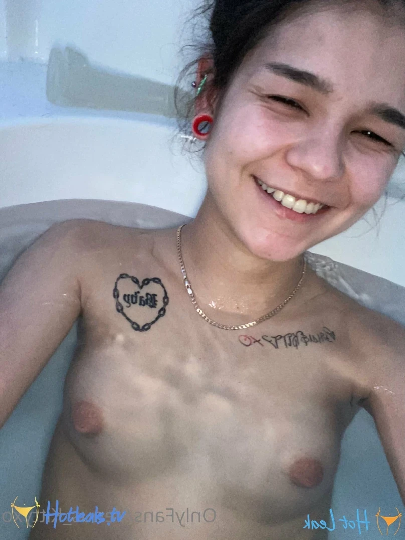 Venus Kittyxo [ venus_kittyxo ] Onlyfans leaked photo 11965166 on Hotleaks.tv