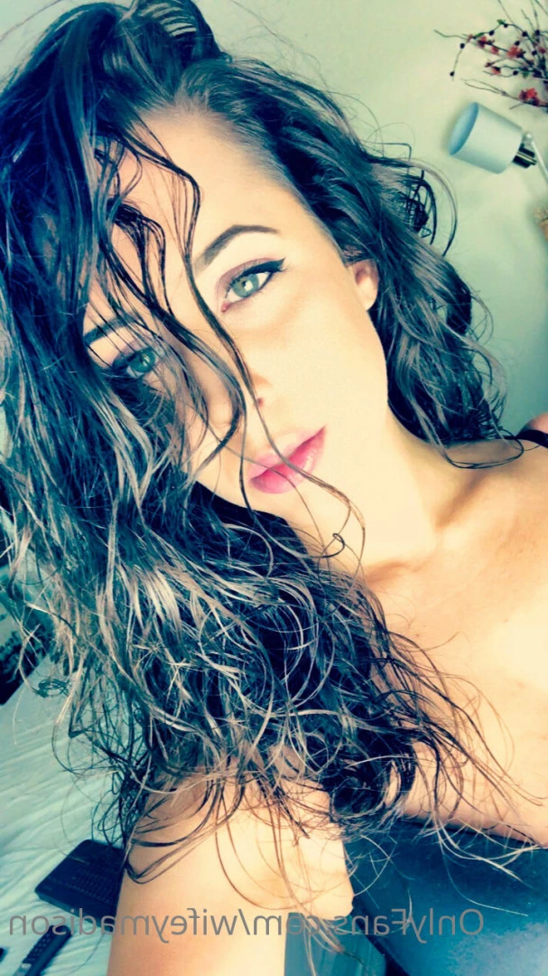 👸🏻Maddie🔝0.09%👸🏻 [ wifeymadison ] Onlyfans leaked photo 6105642 on Hotleaks.tv