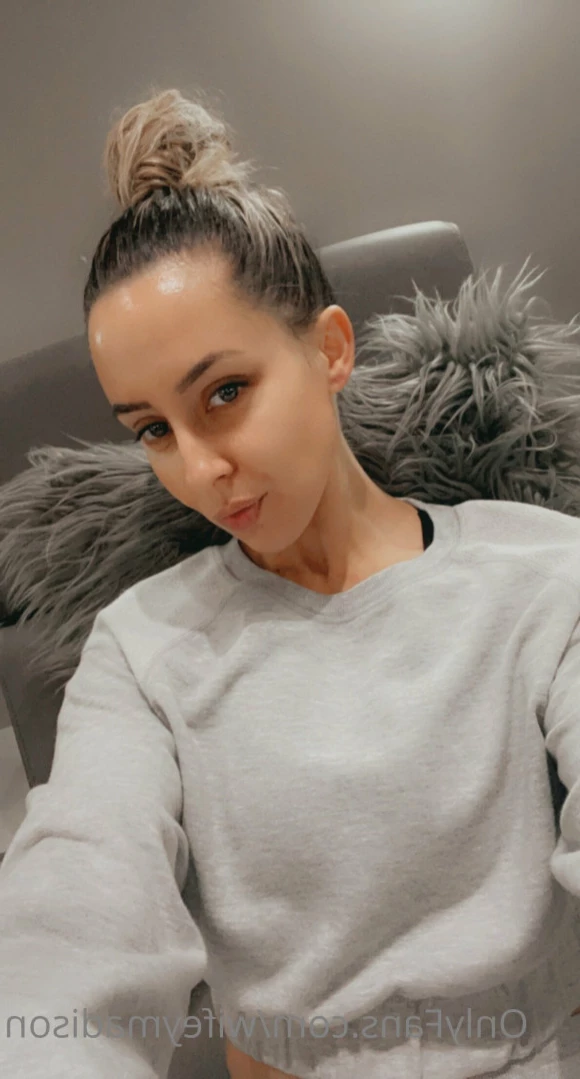 👸🏻Maddie🔝0.09%👸🏻 [ wifeymadison ] Onlyfans leaked photo 14186744 on Hotleaks.tv