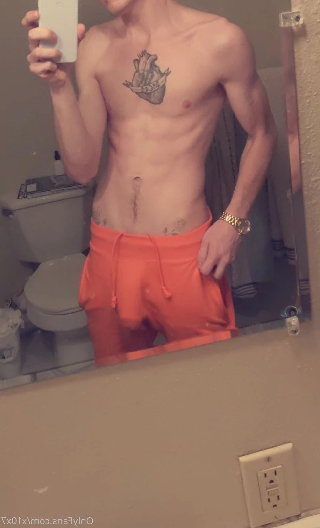 10x7 [ x10x7 ] Onlyfans leaked photo 2585881 on Hotleaks.tv