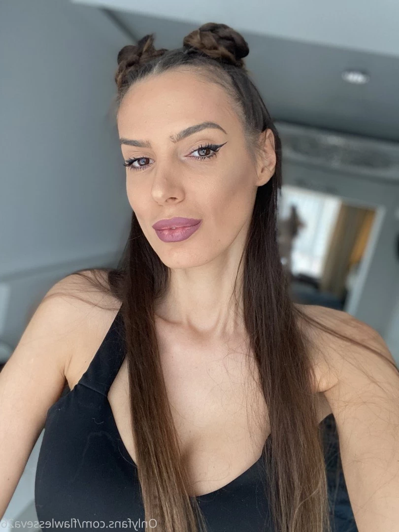 Silvia [ flawlesseva26 ] Onlyfans leaked photo 400370 on Hotleaks.tv