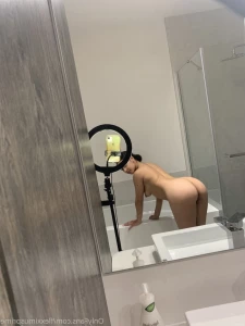 403023