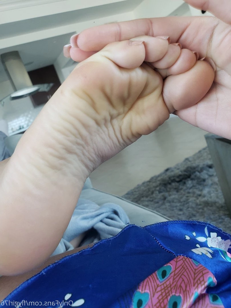 Fly Girl [ flygirl76 ] Onlyfans leaked photo 409274 on Hotleaks.tv