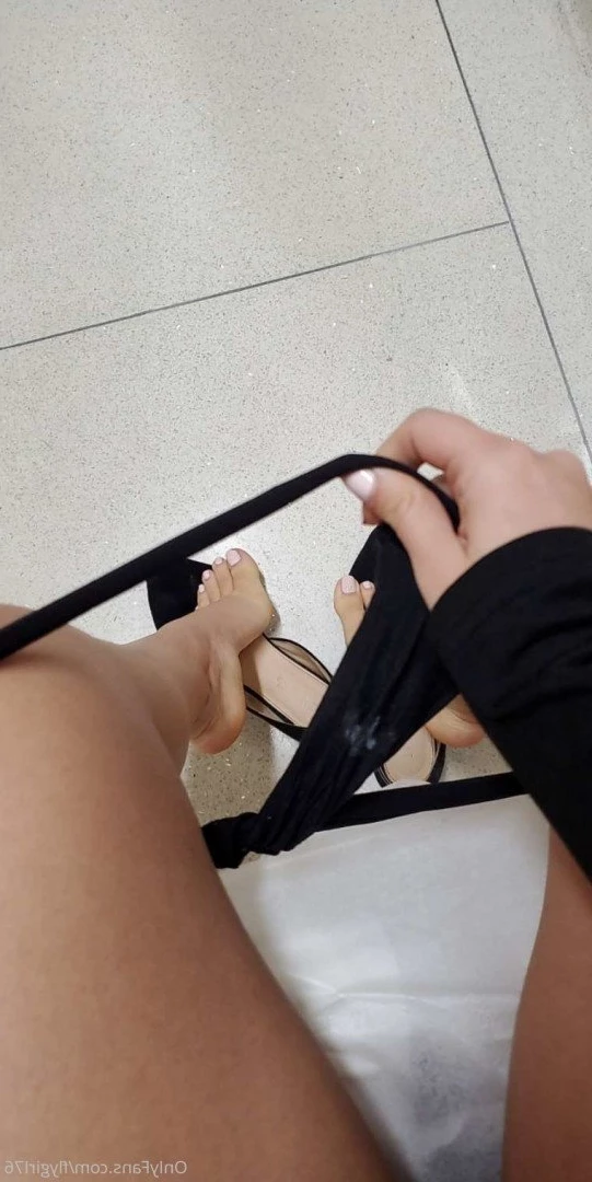 Fly Girl [ flygirl76 ] Onlyfans leaked photo 409571 on Hotleaks.tv
