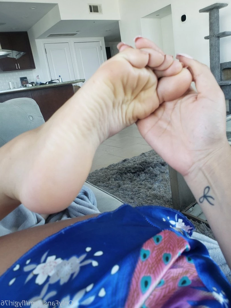 Fly Girl [ flygirl76 ] Onlyfans leaked photo 409588 on Hotleaks.tv