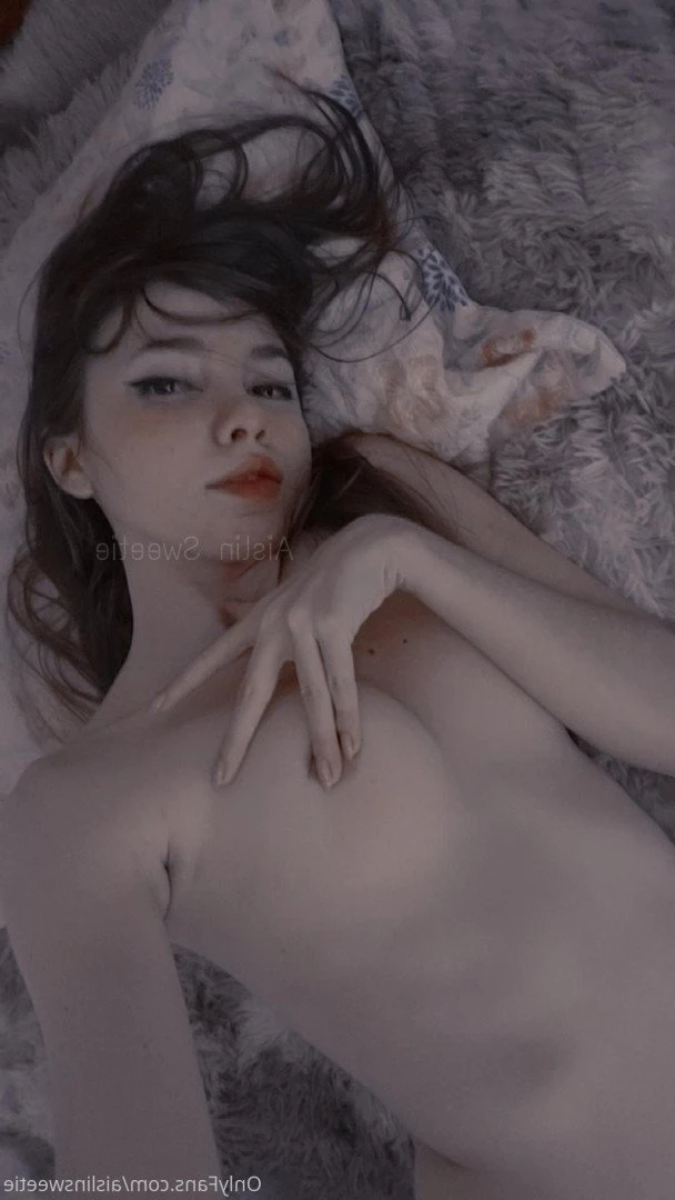 Your petite naughty girl 🌸 [ aislinsweetie ] Onlyfans leaked photo 4667253 on Hotleaks.tv