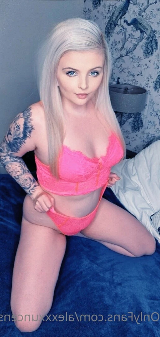 Alexxx 💕  message me 🌺 [ alexxxuncensoredx ] Onlyfans leaked photo 5663517 on Hotleaks.tv