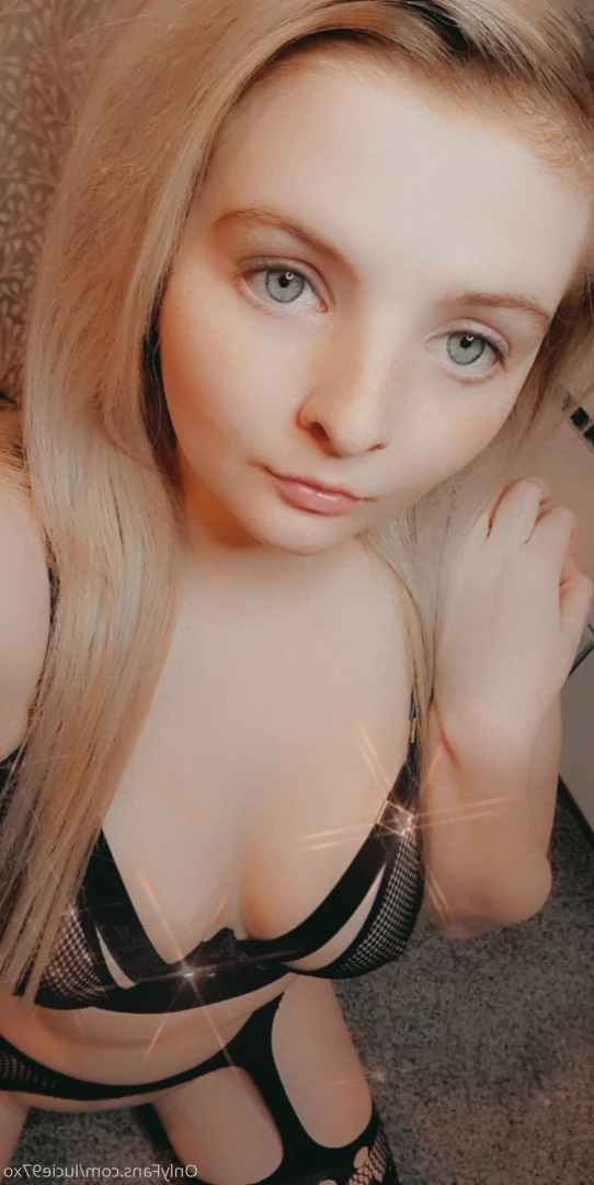 Alexxx 💕  message me 🌺 [ alexxxuncensoredx ] Onlyfans leaked photo 5664086 on Hotleaks.tv