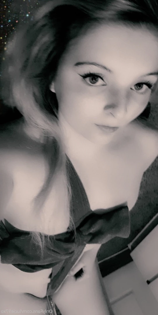 Alexxx 💕  message me 🌺 [ alexxxuncensoredx ] Onlyfans leaked photo 5706498 on Hotleaks.tv